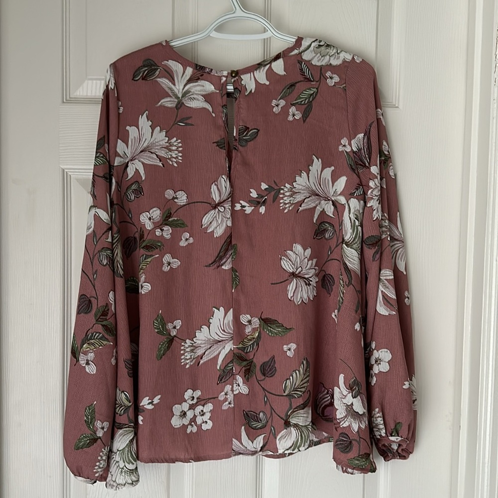 Altar’d State boho long sleeve top - Picture 3 of 4